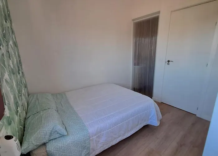 2º Dcha H-5 בית אירוח *